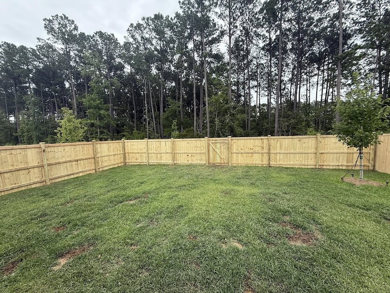 Wood Fence Installers