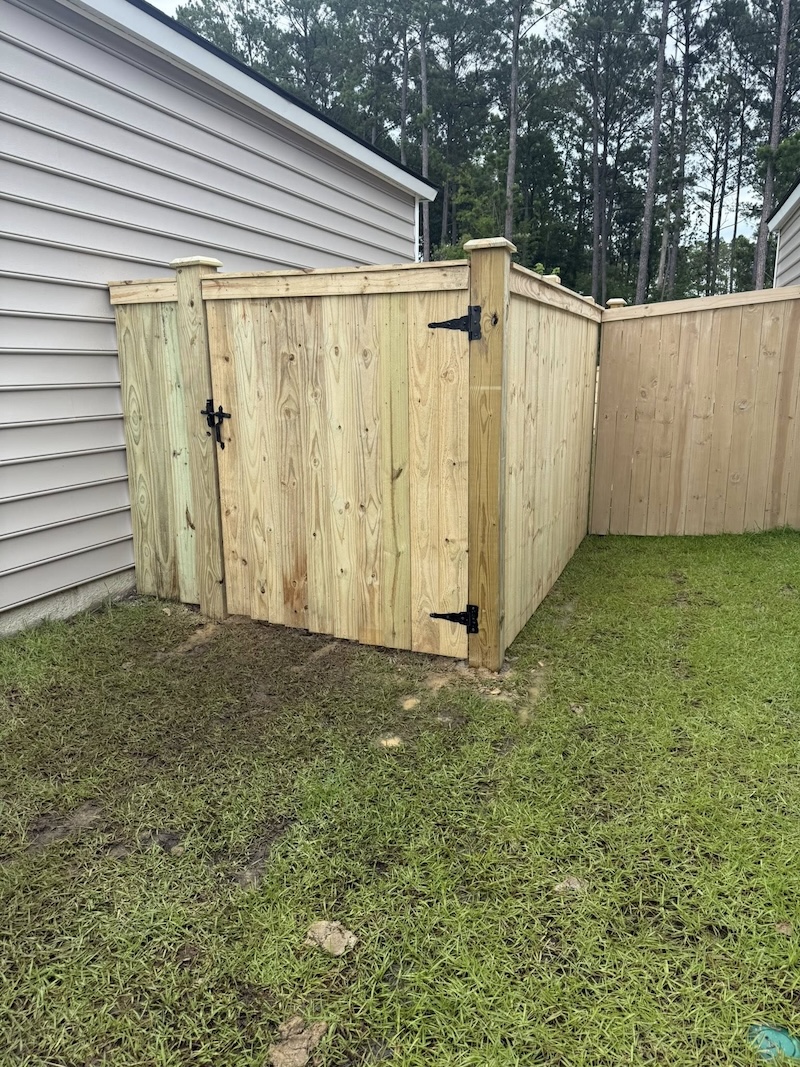 Wood Fence Installation Company Near Charleston SC and Moncks Corner