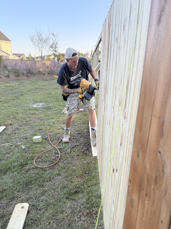 Building Privacy Fence Wood