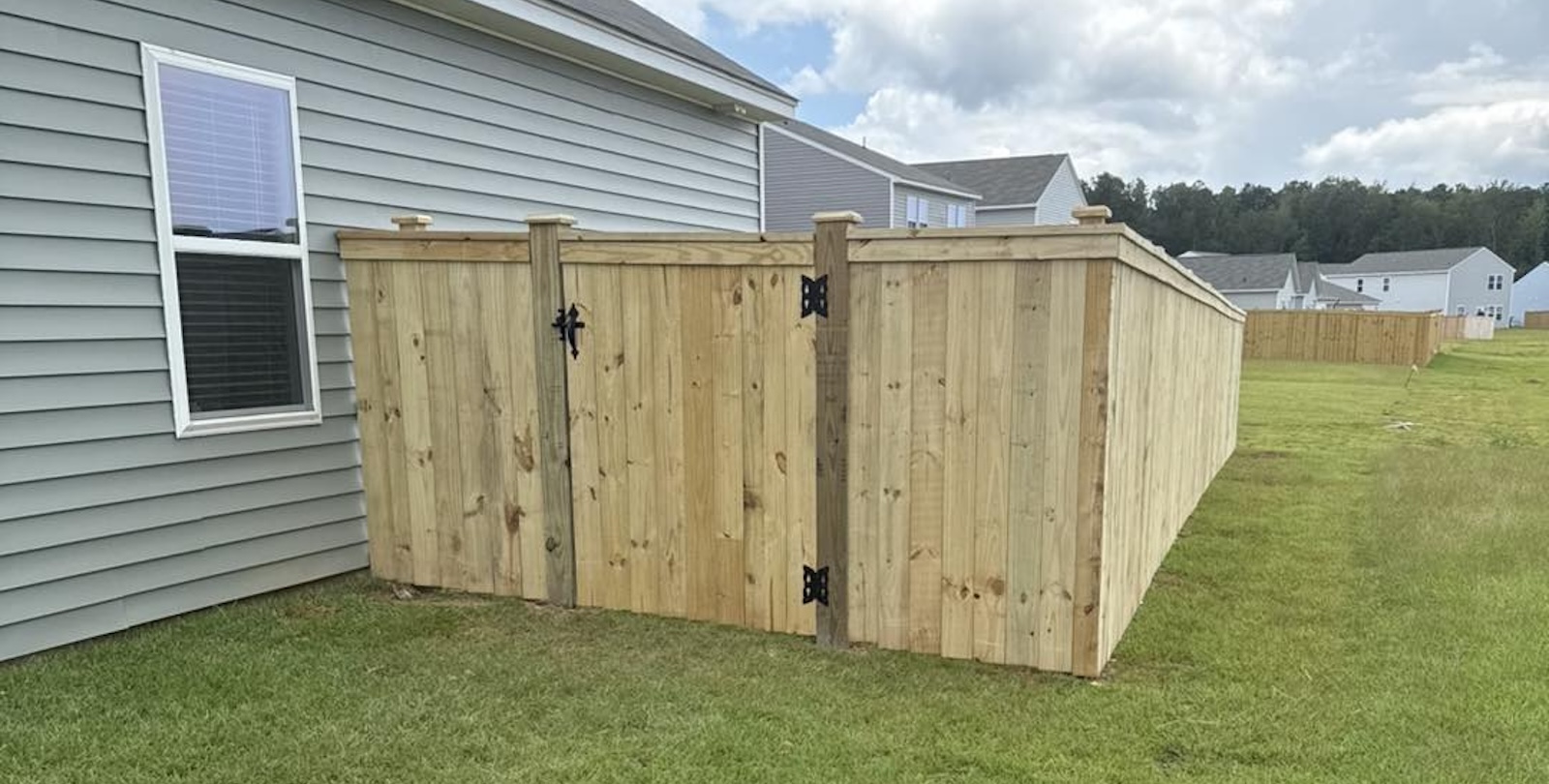 Backyard Wood Privacy Fence